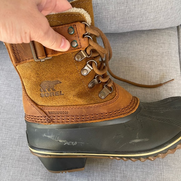 SOREL size 5.5 kids snow boots - Picture 5 of 6